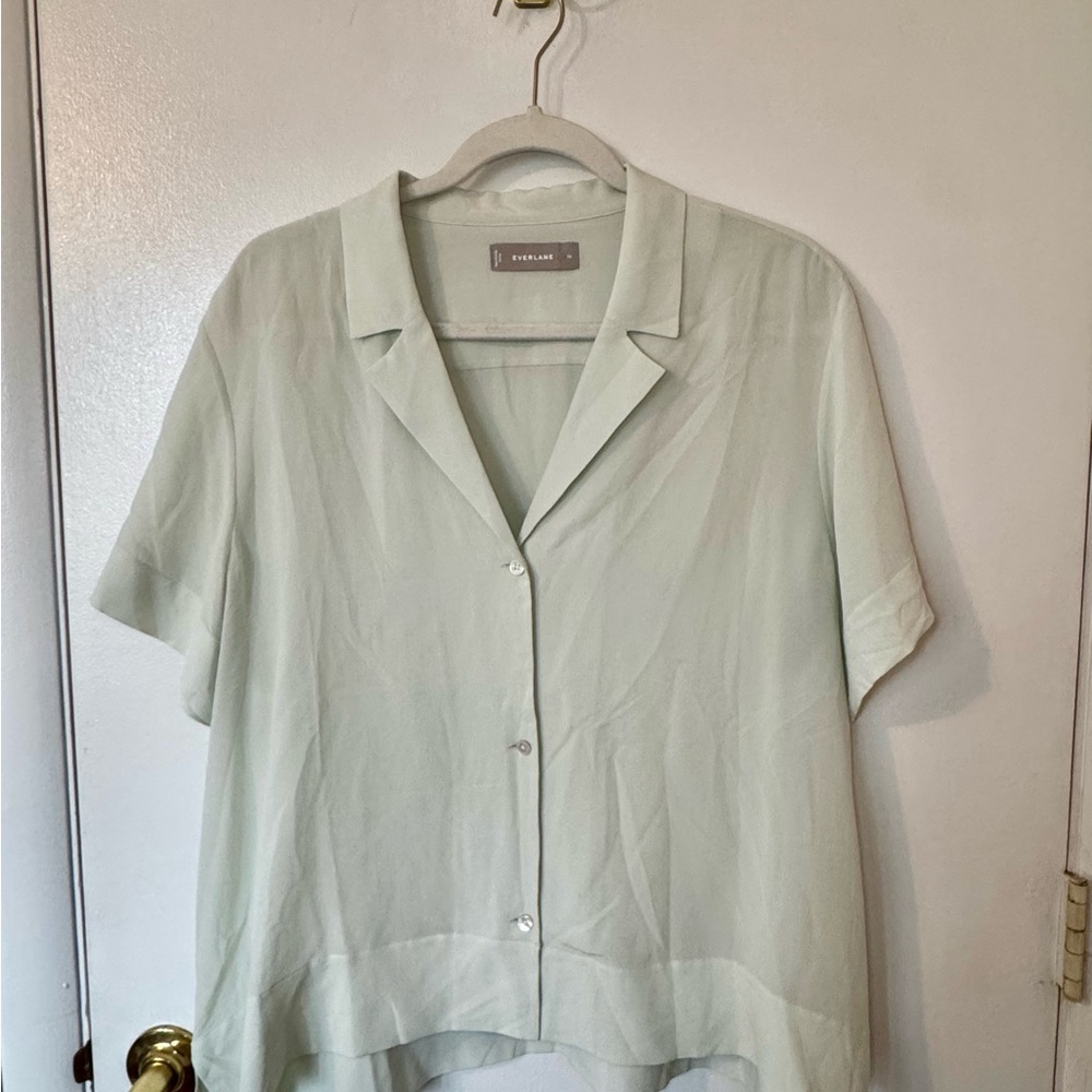 Everlane | The Notch Shirt in Washable Silk